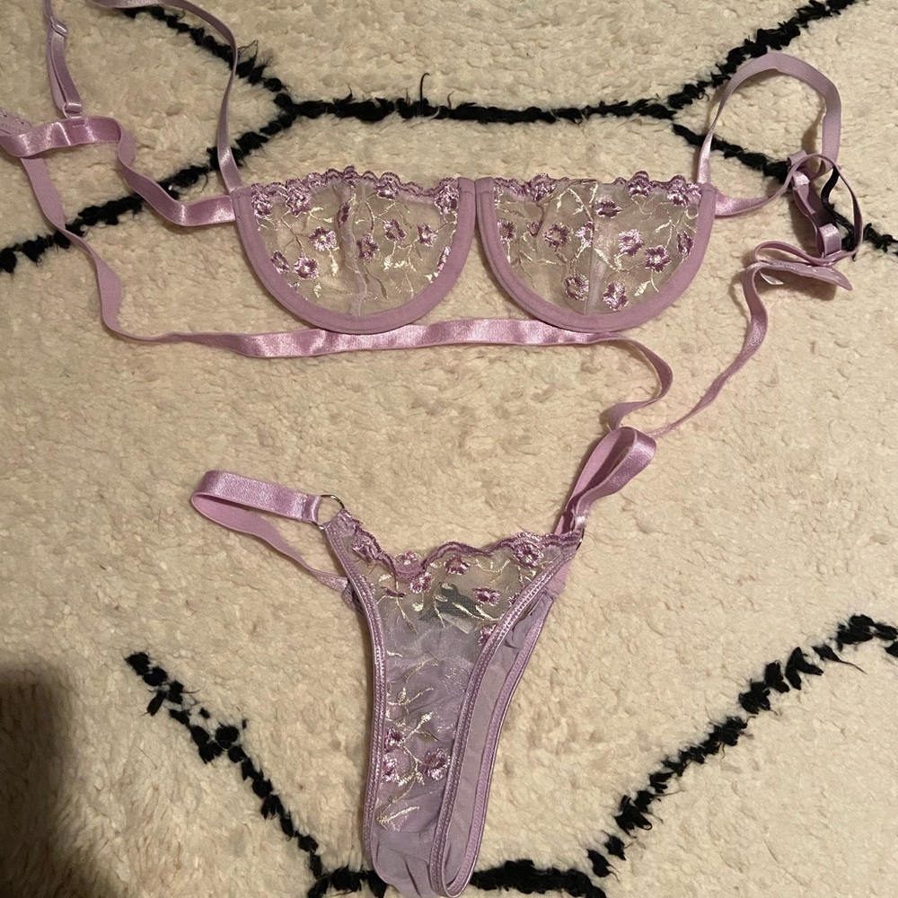 Lingerie set